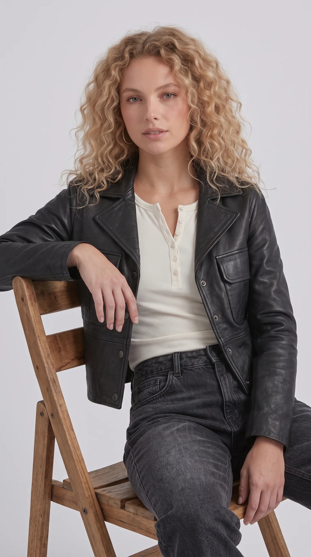 BLACK LEATHER JACKET