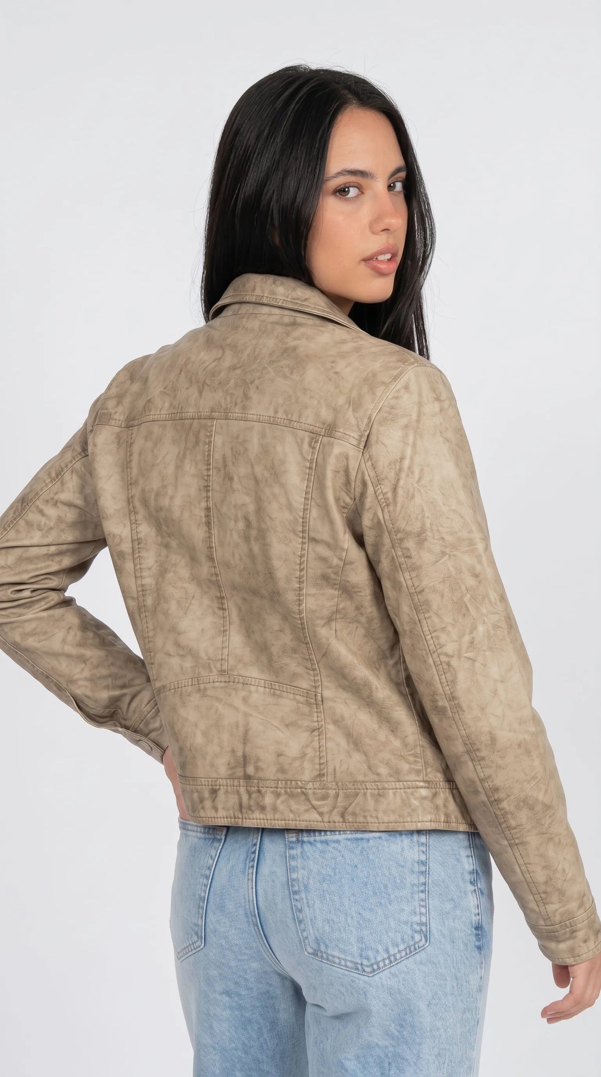 LIGHT BEIGE LEATHER JACKET
