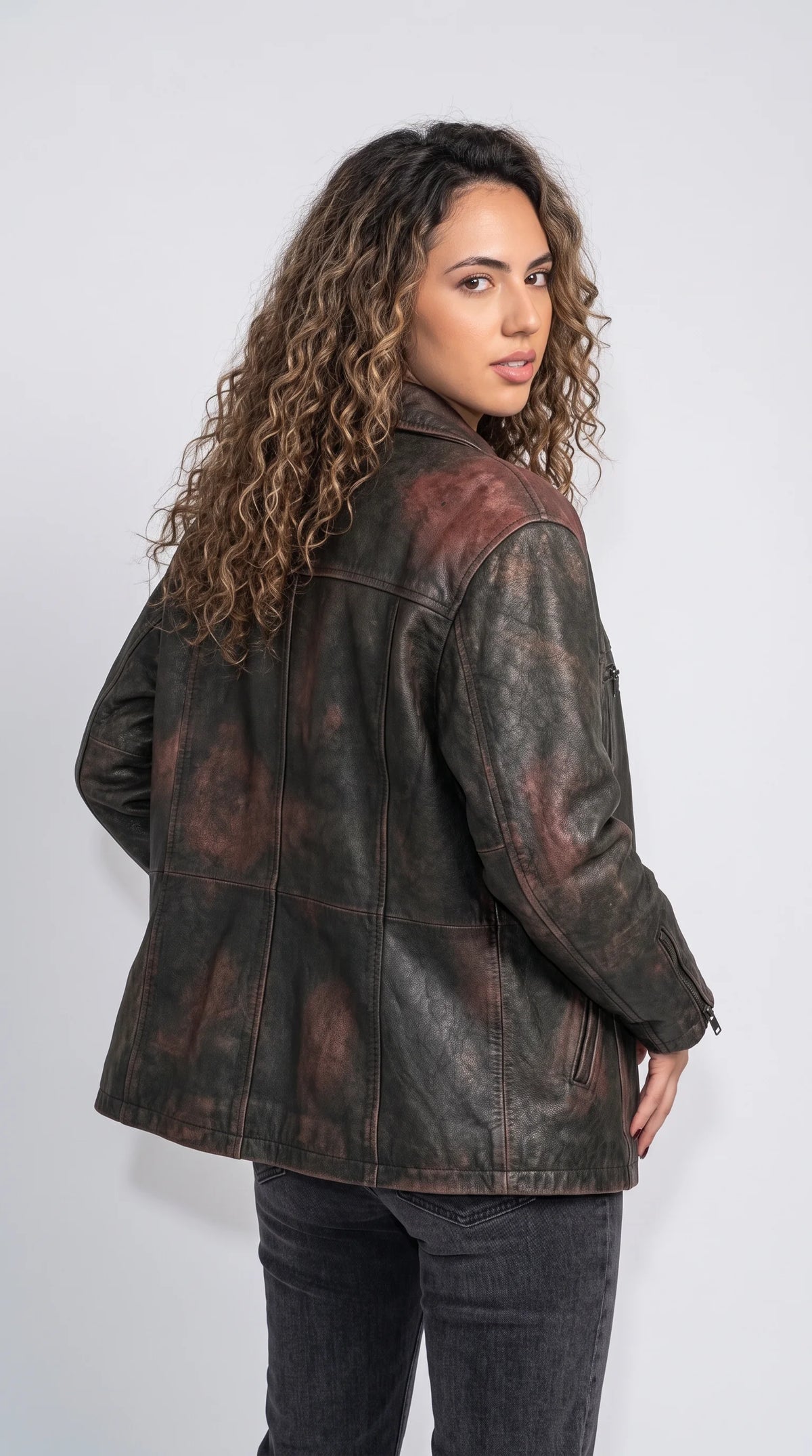 PREMIUM DISTRESSED BLACK LEATHER TRUCKER JACKET