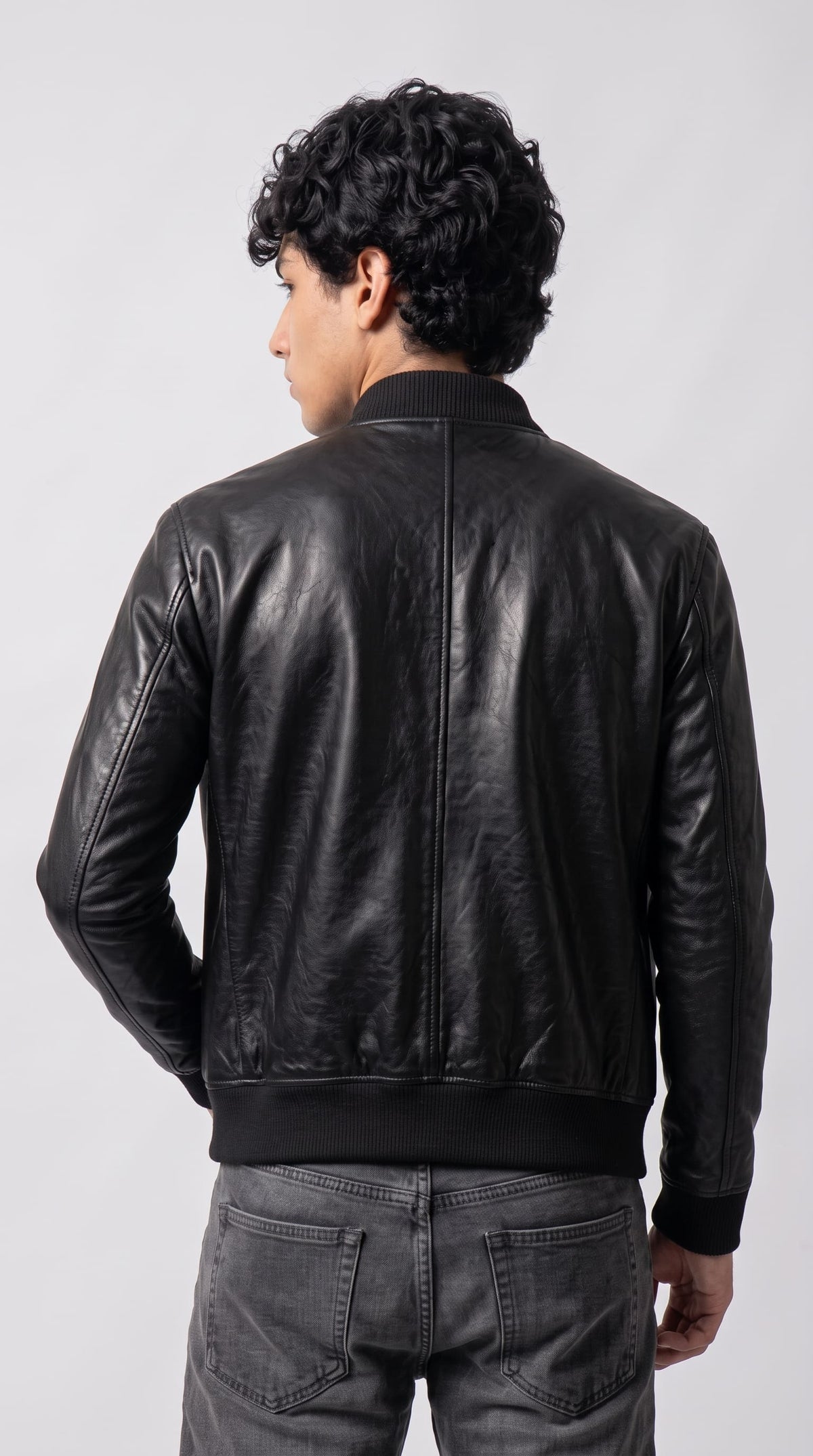 BLACK LEATHER BOMBER JACKET