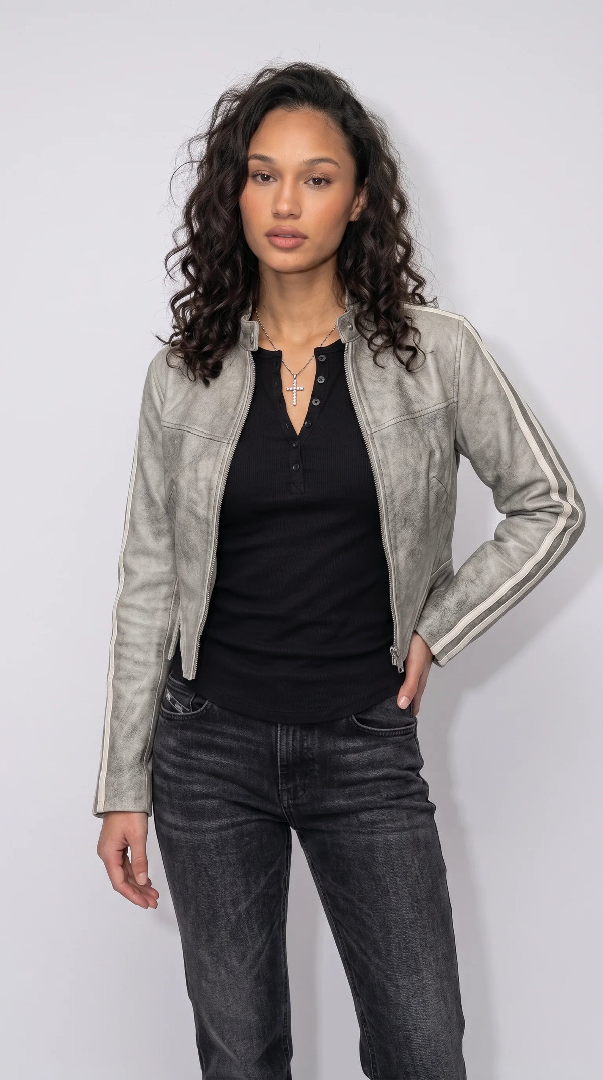 GREY DISTRESSED LEATHER JACKET