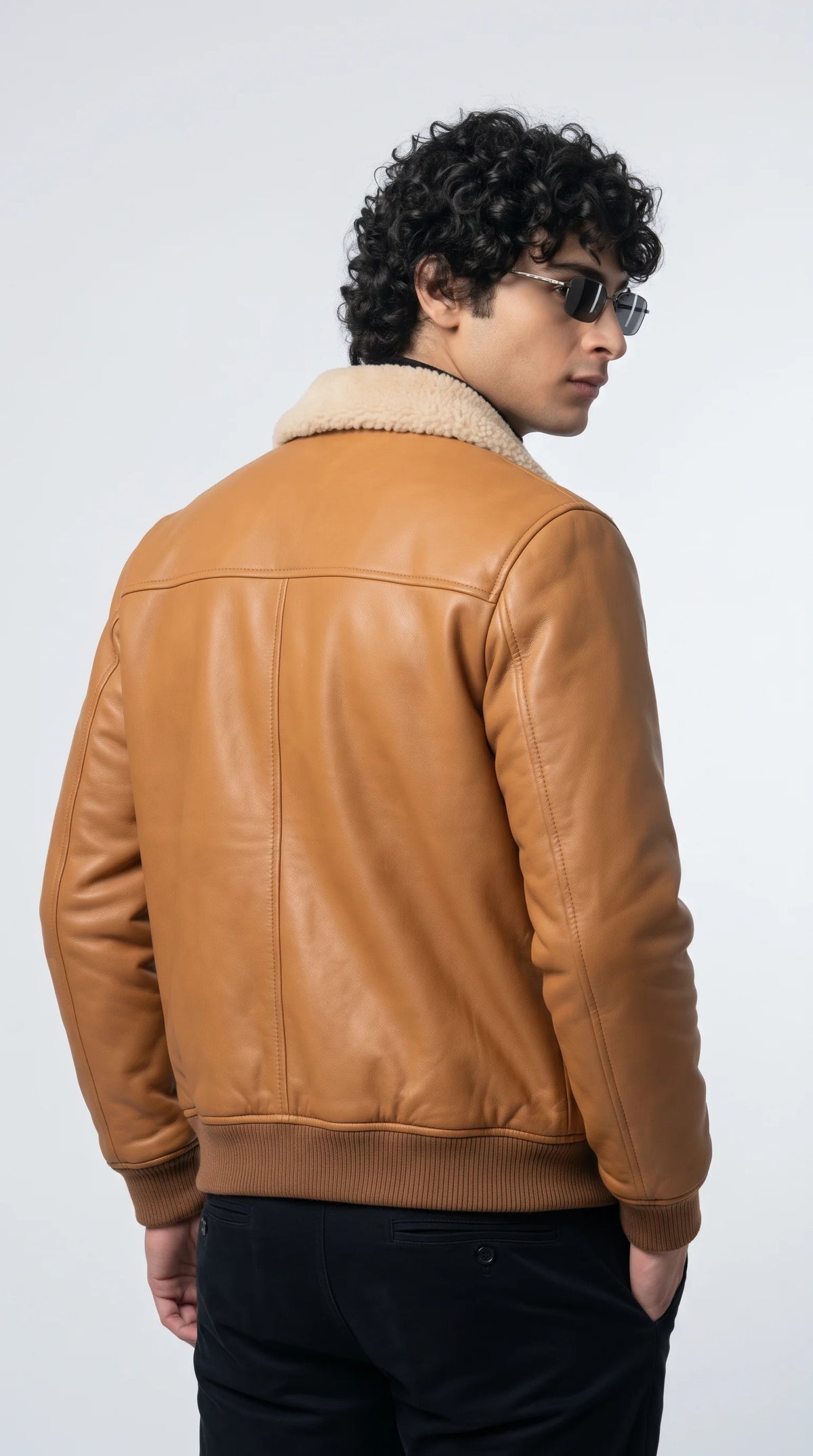 LIGHT TAN LEATHER JACKET WITH CREAM SHEARLING