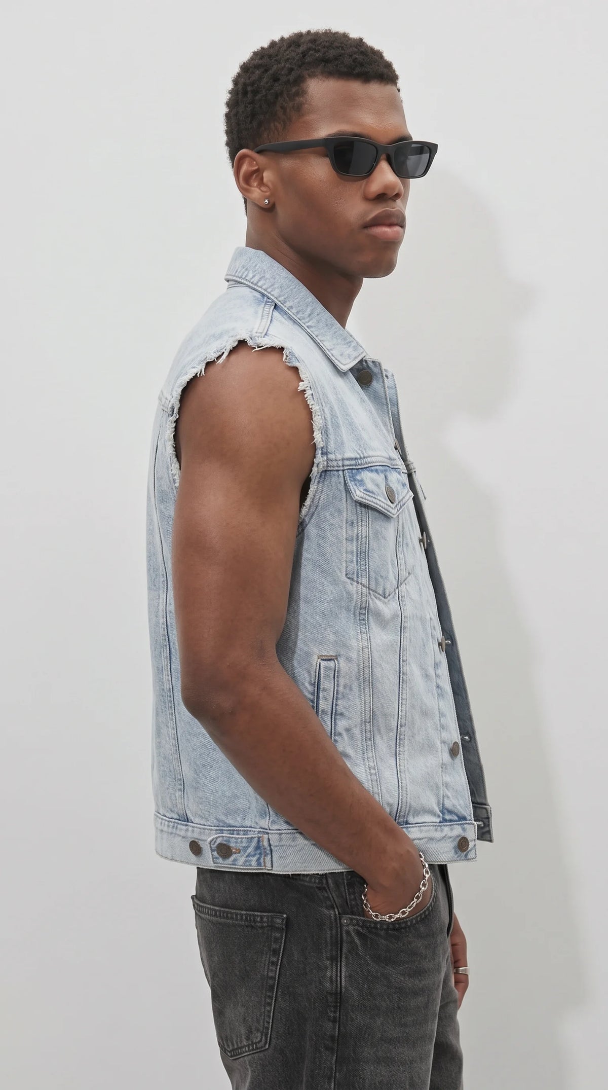 LIGHT WASH DENIM VEST