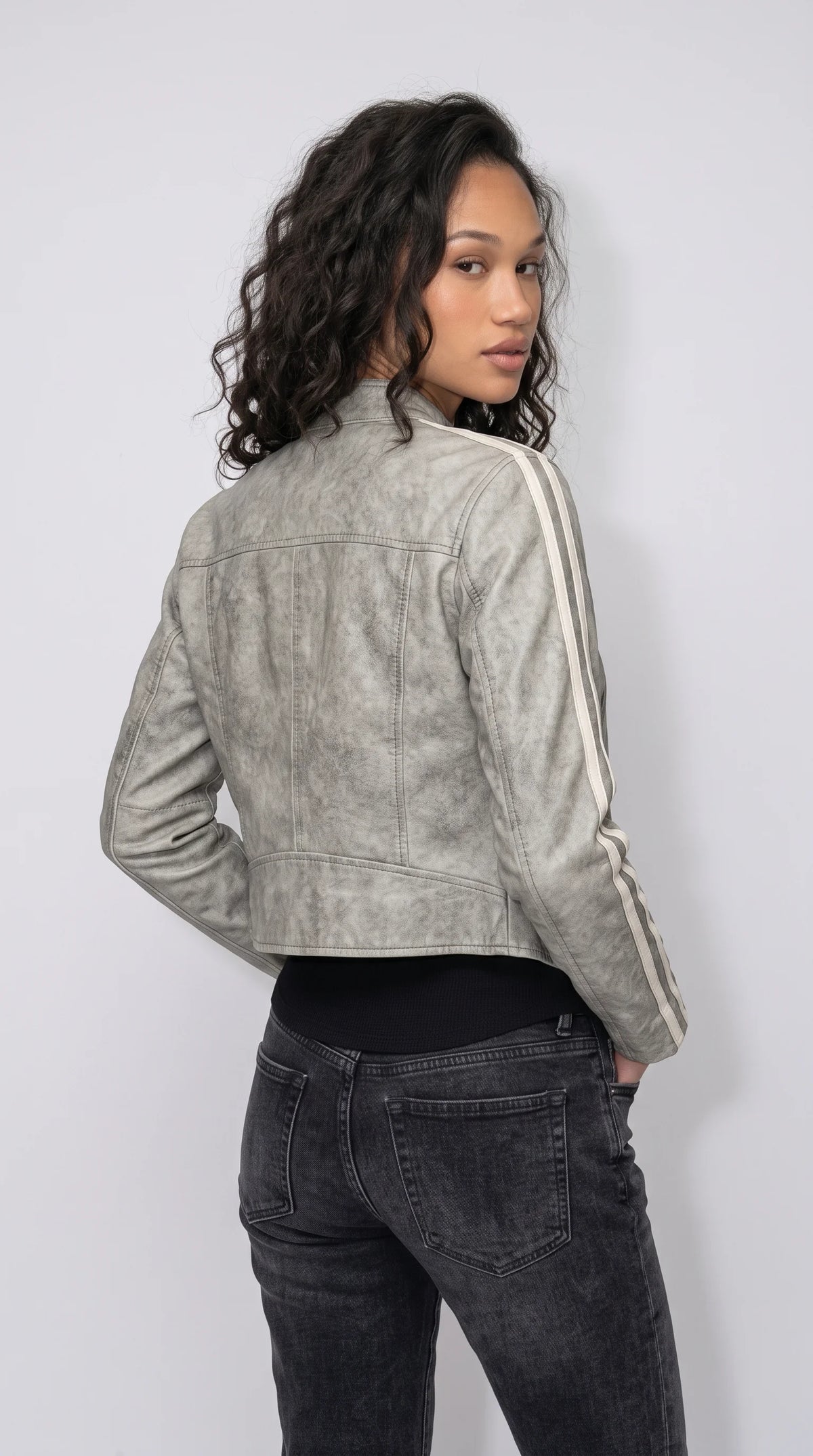GREY DISTRESSED LEATHER JACKET