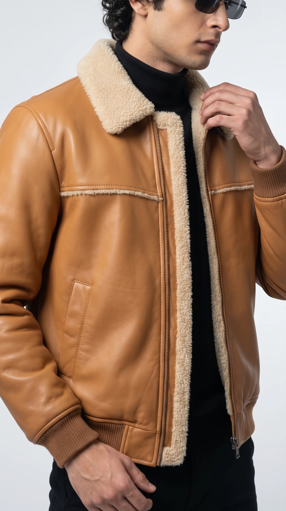 LIGHT TAN LEATHER JACKET WITH CREAM SHEARLING