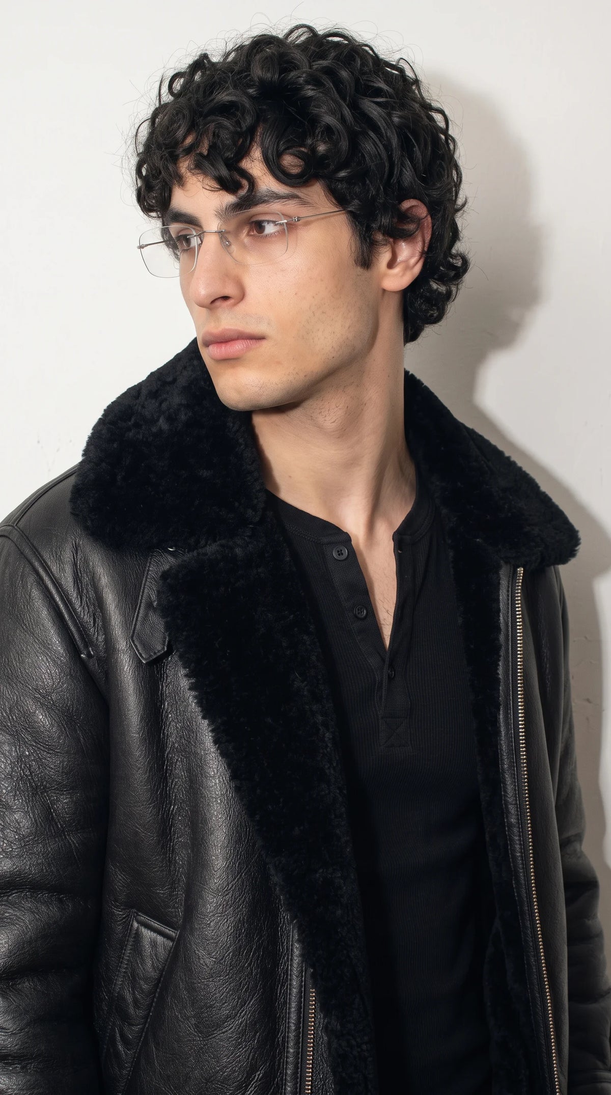 DARK BLACK LEATHER JACKET WITH SHEARLING