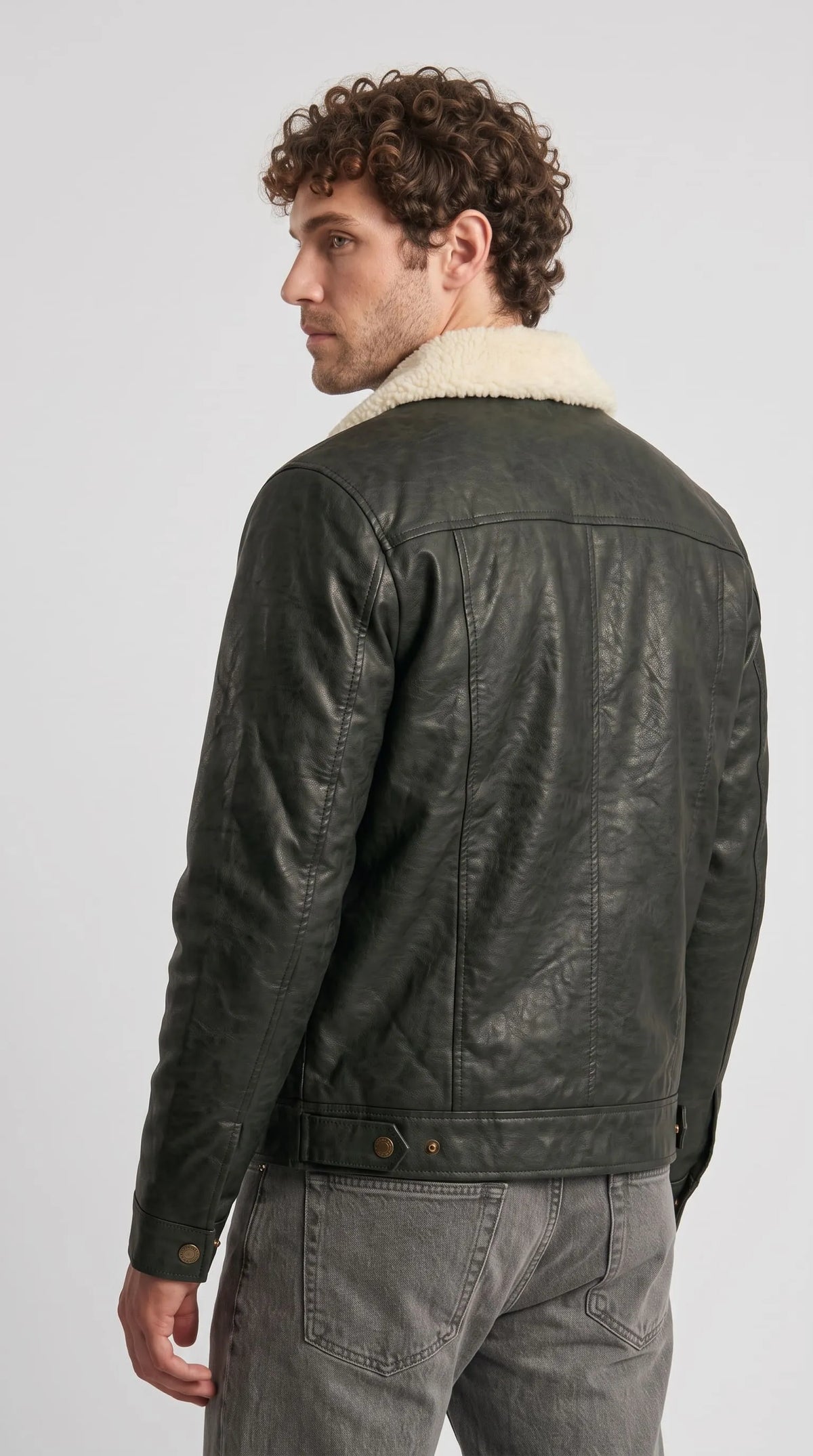 BLACK LEATHER TRUCKER JACKET WITH CREAM SHEARLING COLLAR