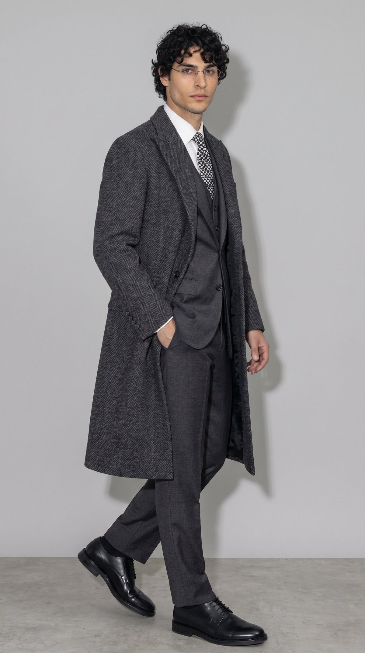 DARK GREY WOOL OVERCOAT