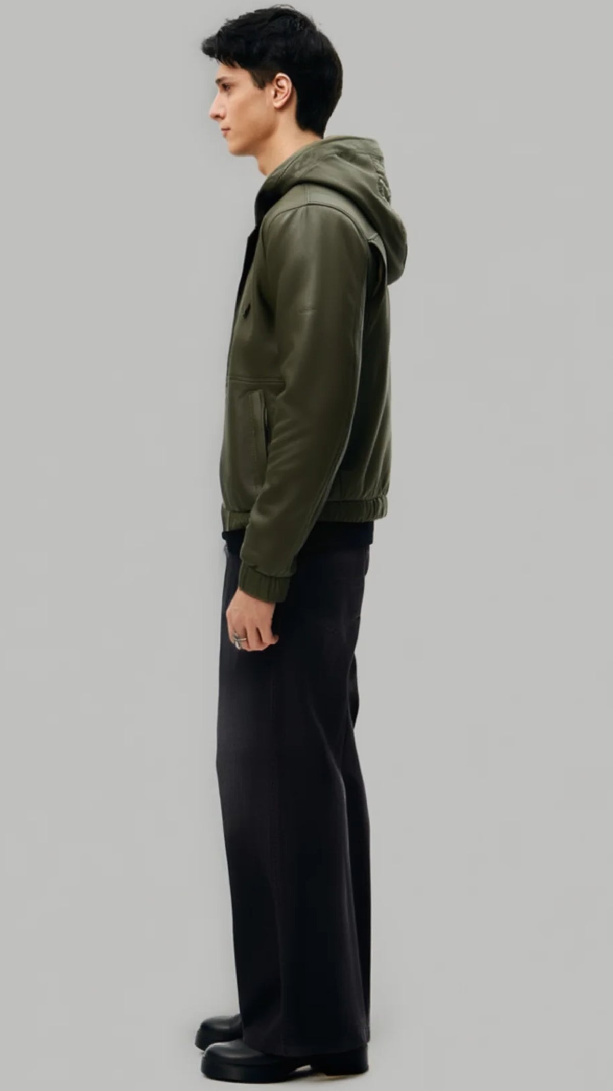 DARK GREEN LEATHER BOMBER JACKET WITH SHEARLING-LINED HOOD