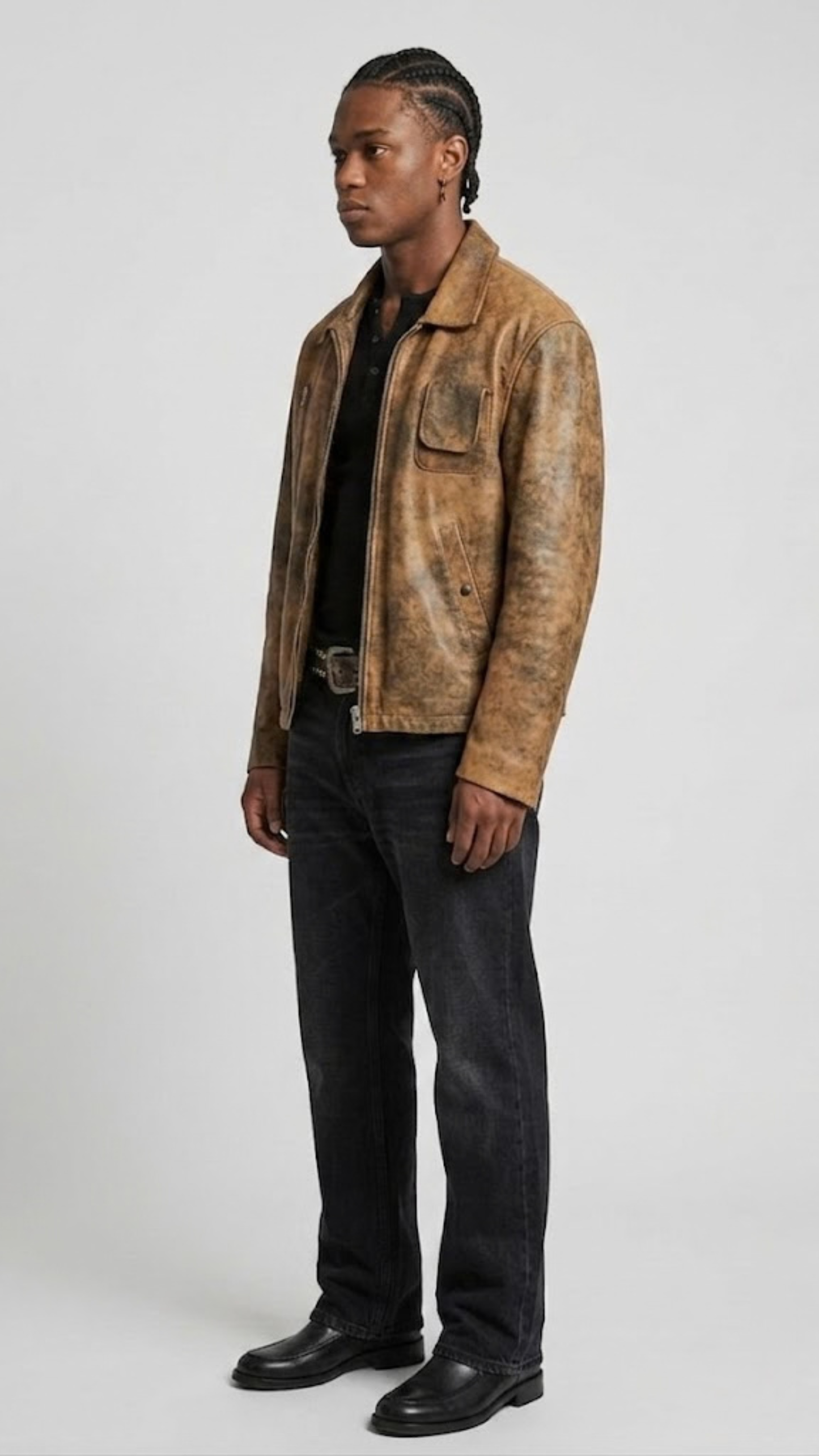 Jackero vintage light brown distressed leather jacket highlighting the shoulder fit.