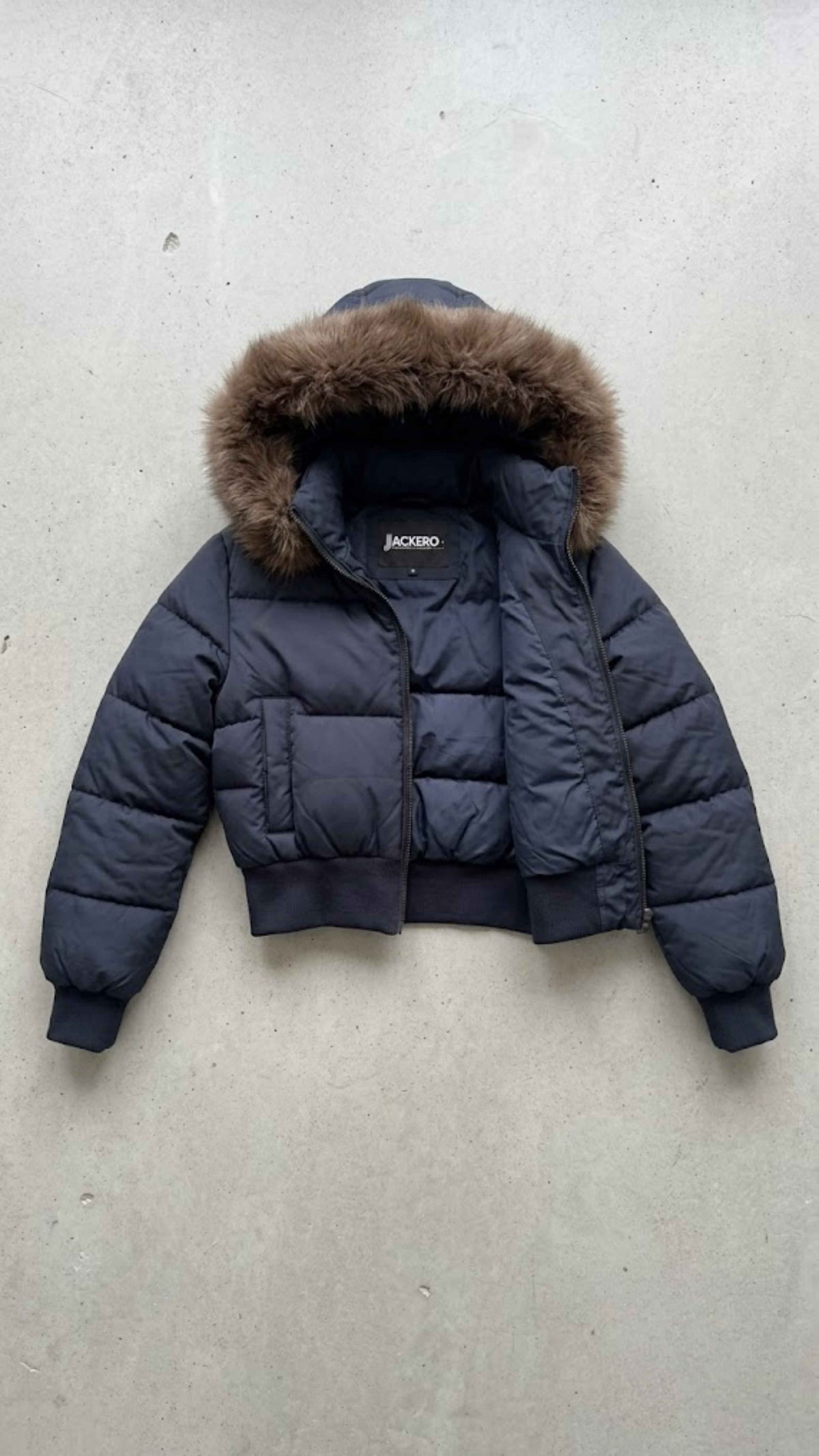 Interior insulated lining and inside pocket construction of Jackero dark navy puffer coat