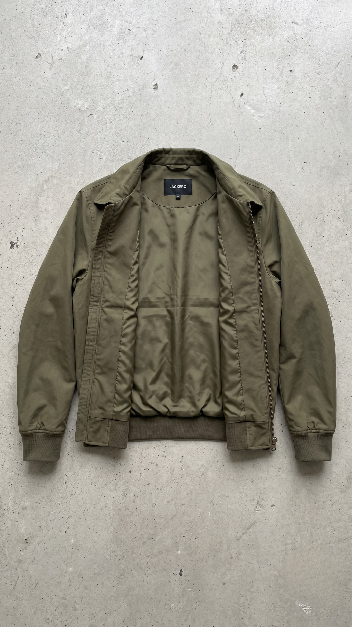 premium olive green cotton fabric weave and reinforced stitching on the jacket collar.